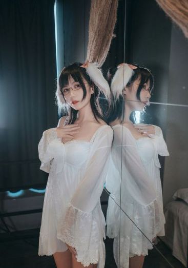 牙斗兽娘第一季_4K完整在线观看