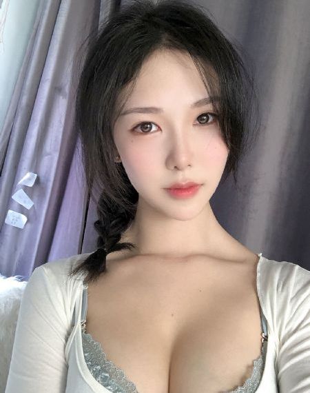 年轻老师的滋味_720手机在线看